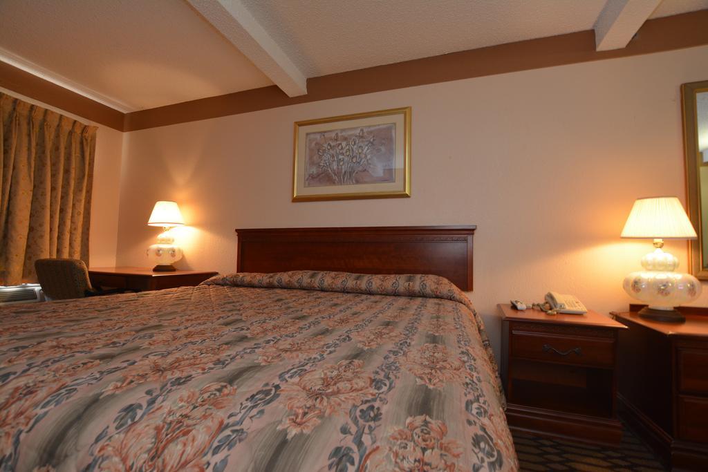 Newcastle Motel Екстериор снимка