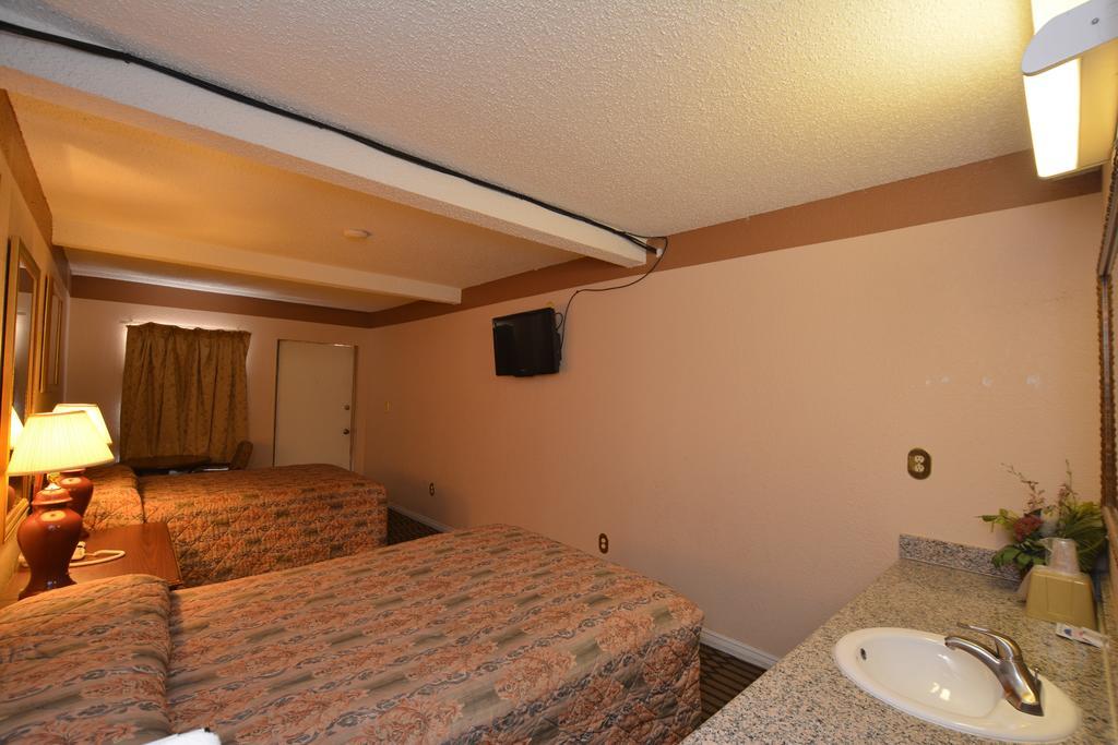 Newcastle Motel Екстериор снимка